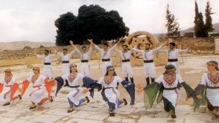 الدبكة الشعبية